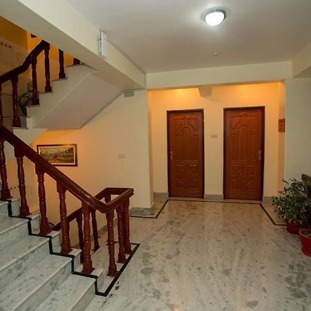 Hotel Spring Покхара Екстер'єр фото